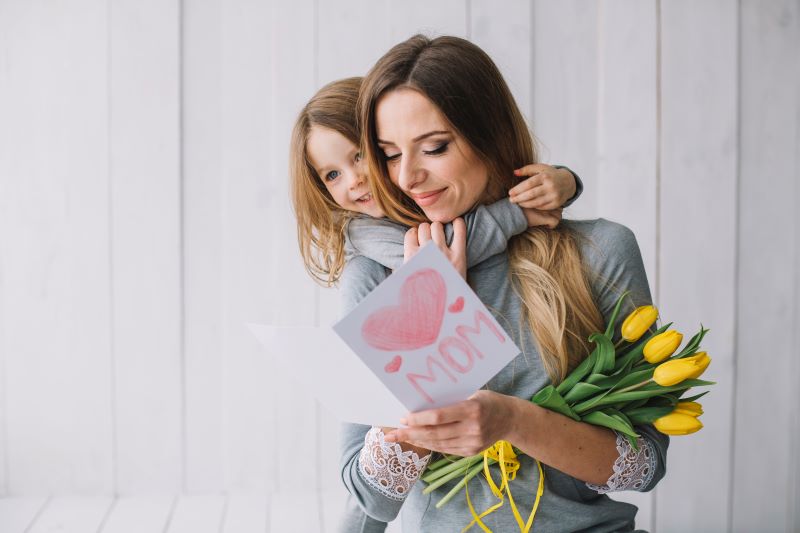 Anneler Günü Çiçek Notları