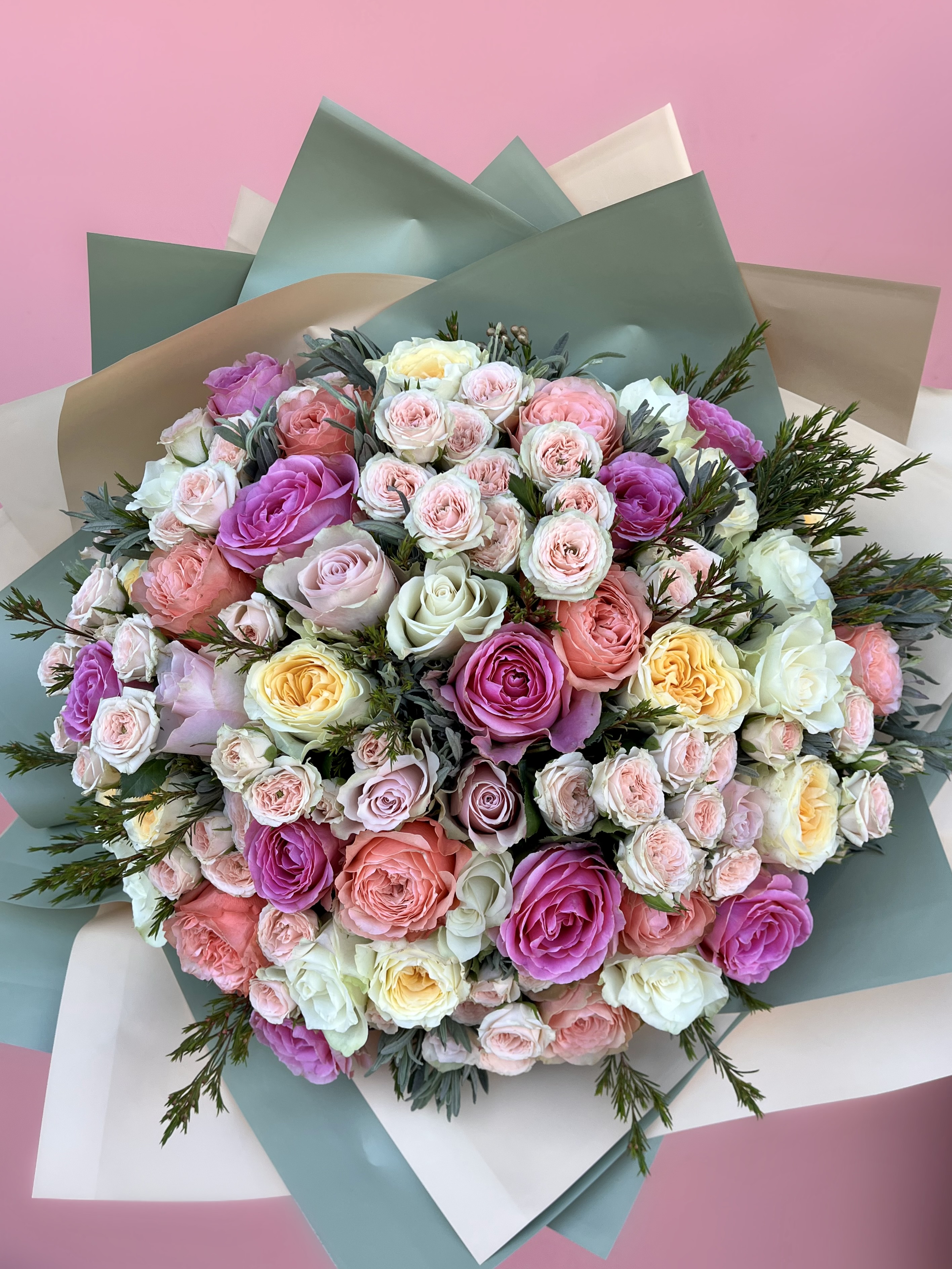 Sevdiklerinize İsimlerini Taşıyan Çiçekler Hediye Edin