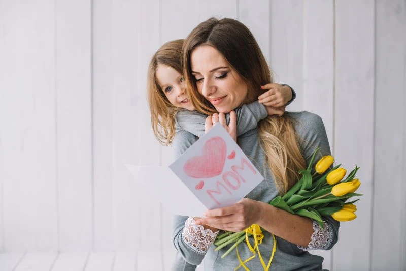 Anneler Günü Çiçek Notları