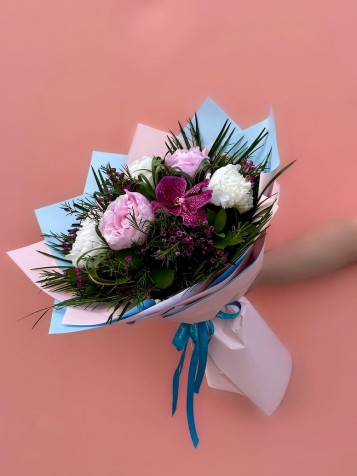 Beyaz & Pembe Şakayık Buketi