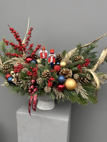 Nutcracker Özel Tasarım Yılbaşı Aranjmanı