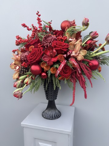 Red Bloom Yılbaşı Aranjmanı