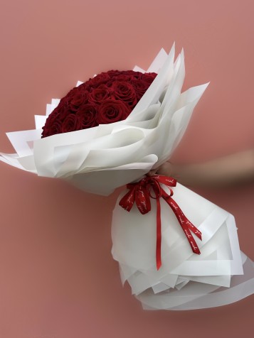 Forever Yours Özel Kırmızı Gül Sevgililer Günü Buketi