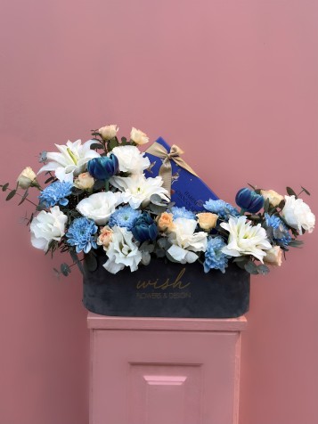 Gri Kadife Kutuda Harem Roll Lokumlu Mavi Çiçek Bahçesi