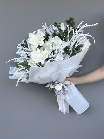 White Amaryllis Kış Buketi