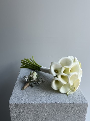 Beyaz Calla Gelin Buketi & Damat Yaka Çiçeği