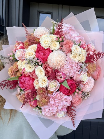Sweet Blush Karışık Lüks Buket