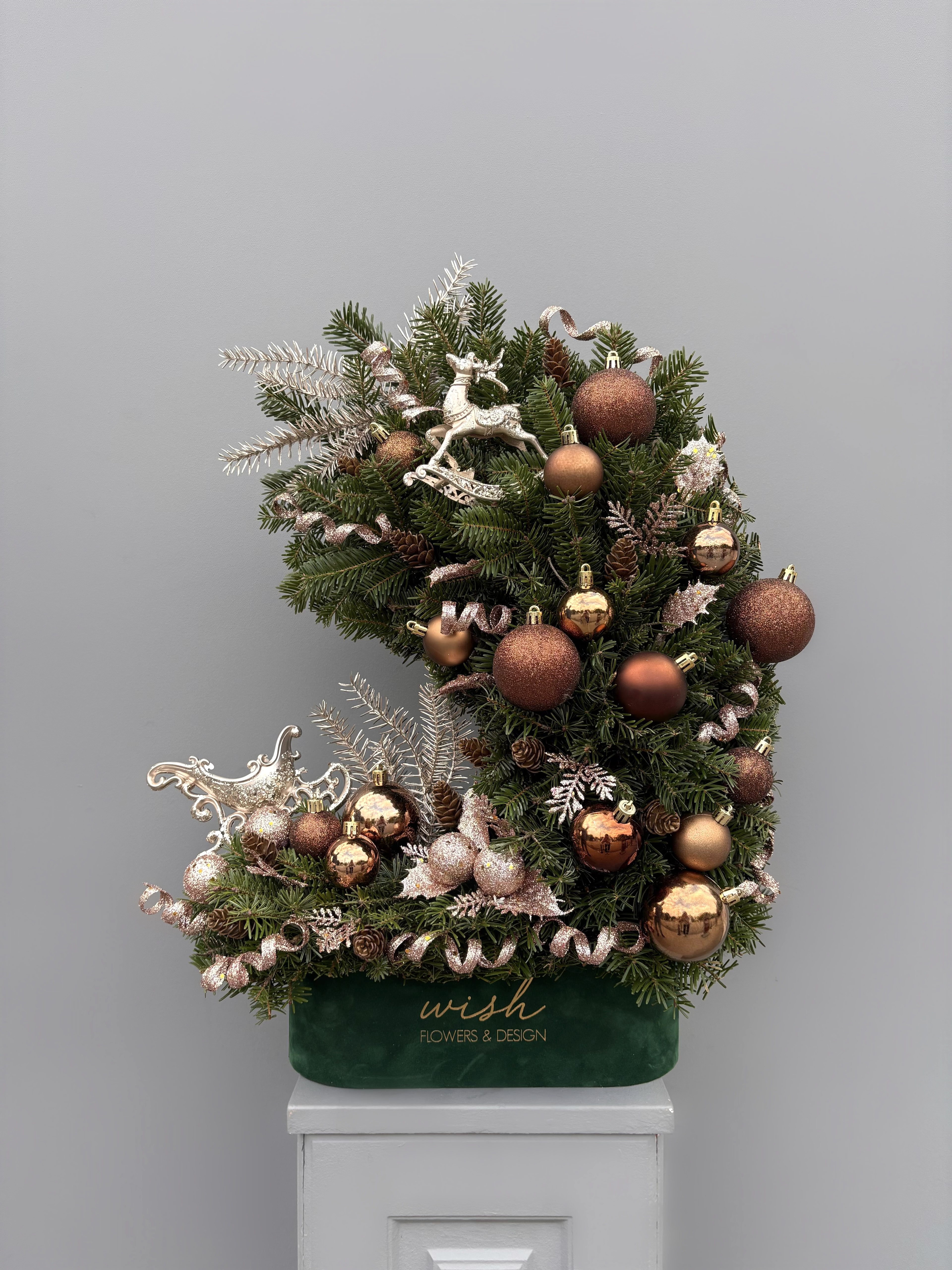 Bronze Noel Özel Tasarım Yılbaşı Aranjmanı