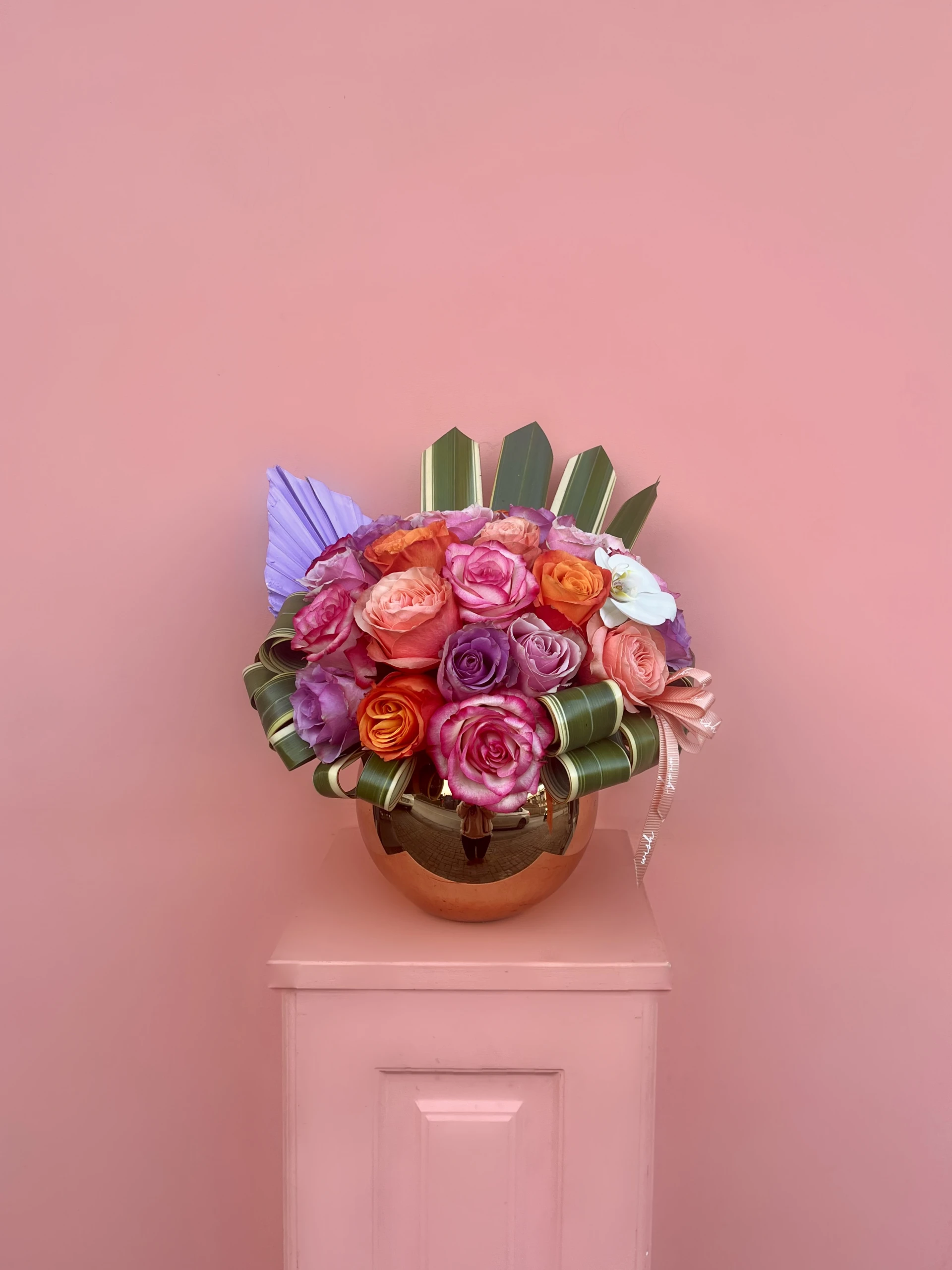 Gold Cam Fanusta Renkli Güller