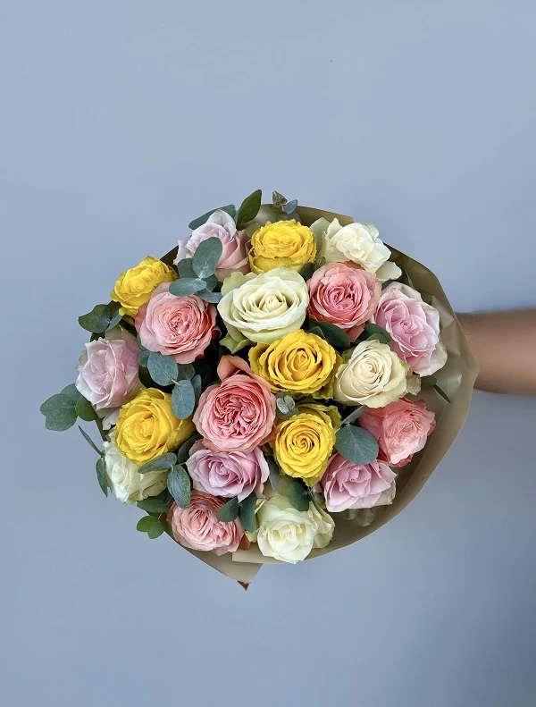 Emma Karışık Gül Buketi