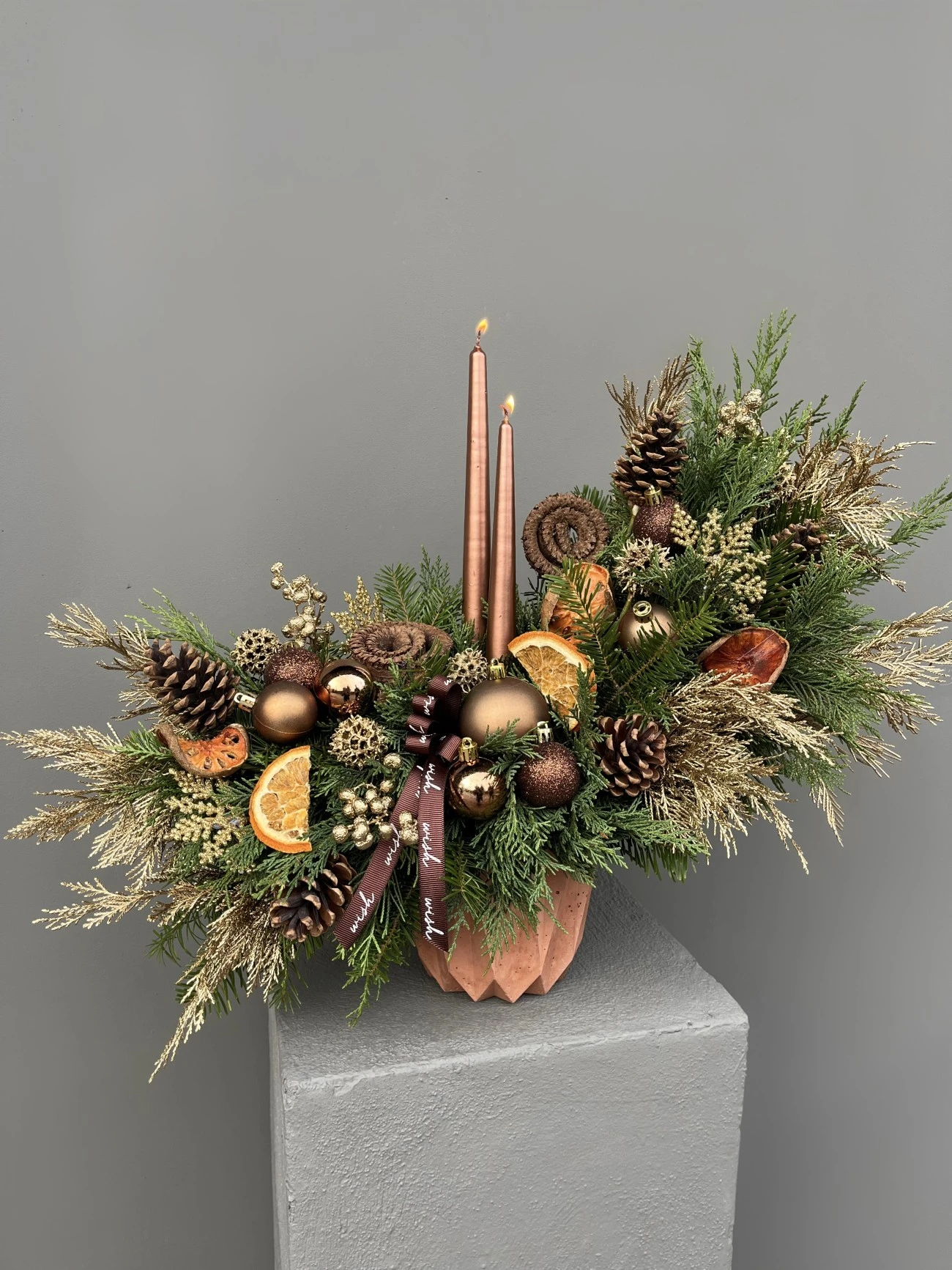 Gold Brown Mumlu Yılbaşı Aranjmanı