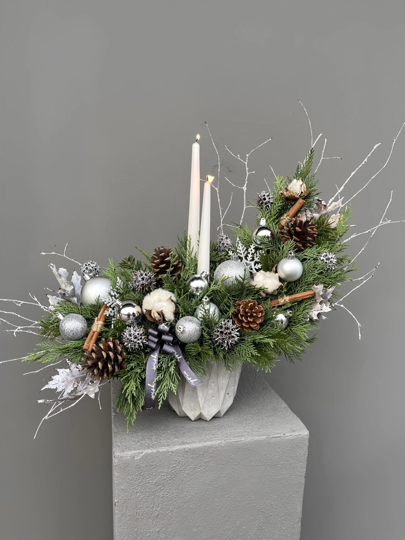 Silver Chic Mumlu Yılbaşı Aranjmanı