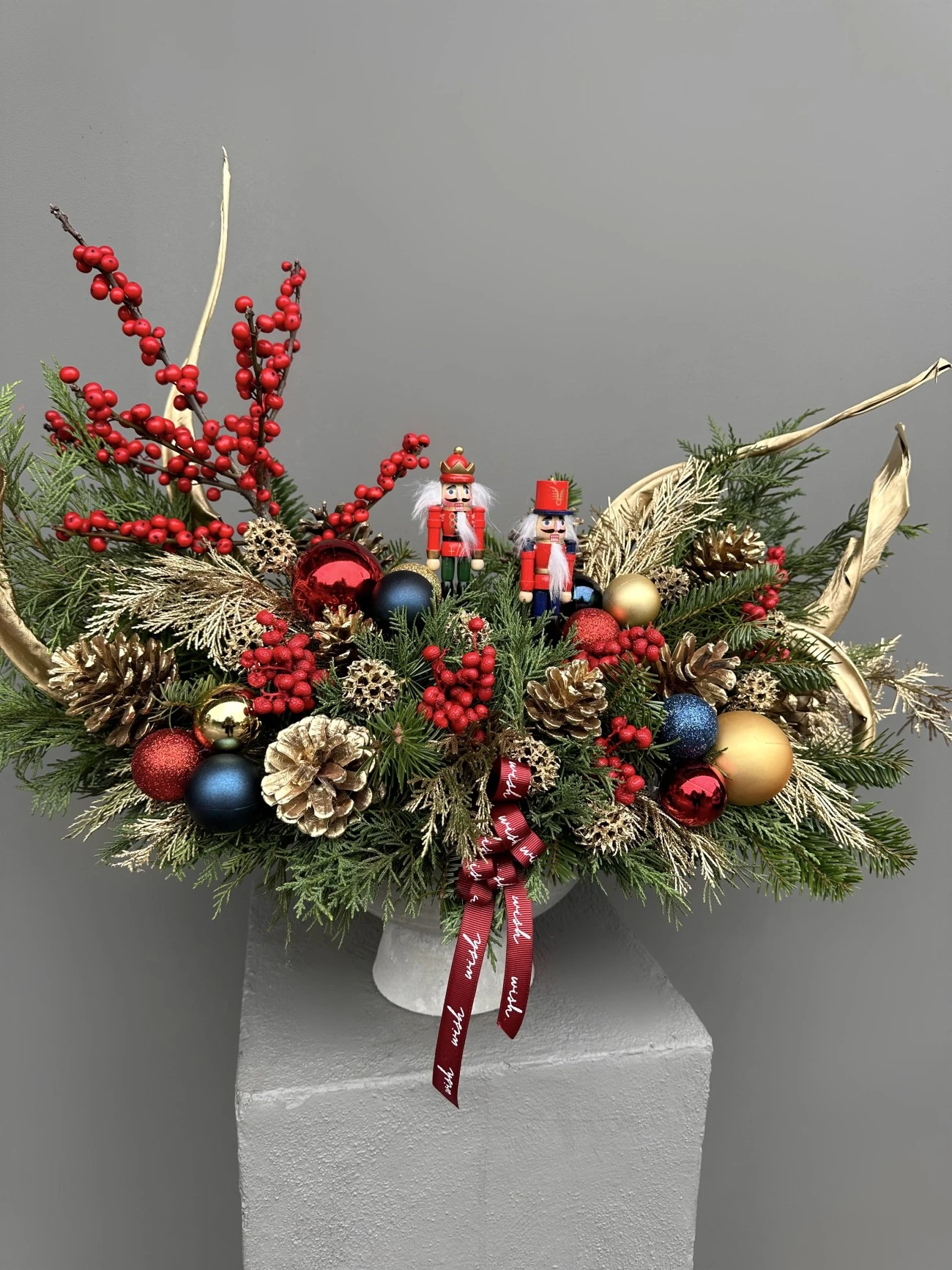 Nutcracker Özel Tasarım Yılbaşı Aranjmanı