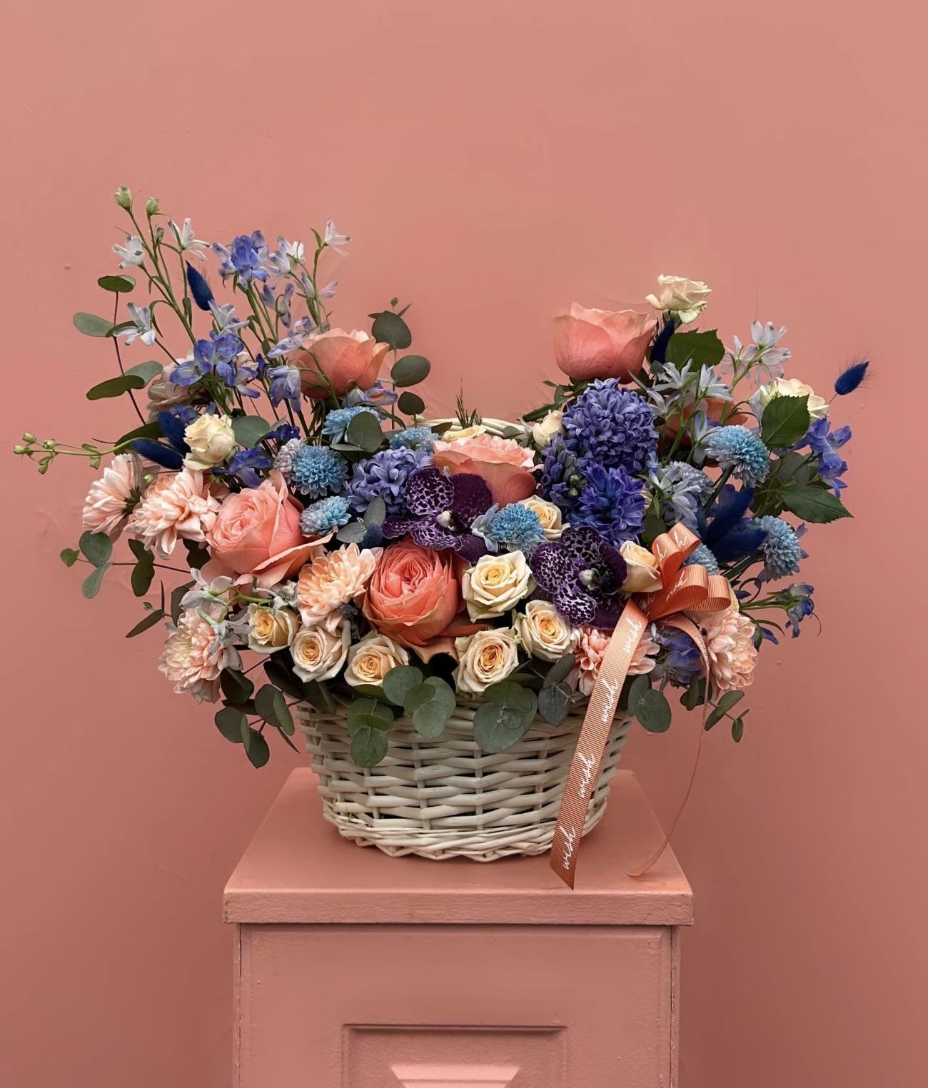 Coral Bloom Sepette Bahar Aranjmanı