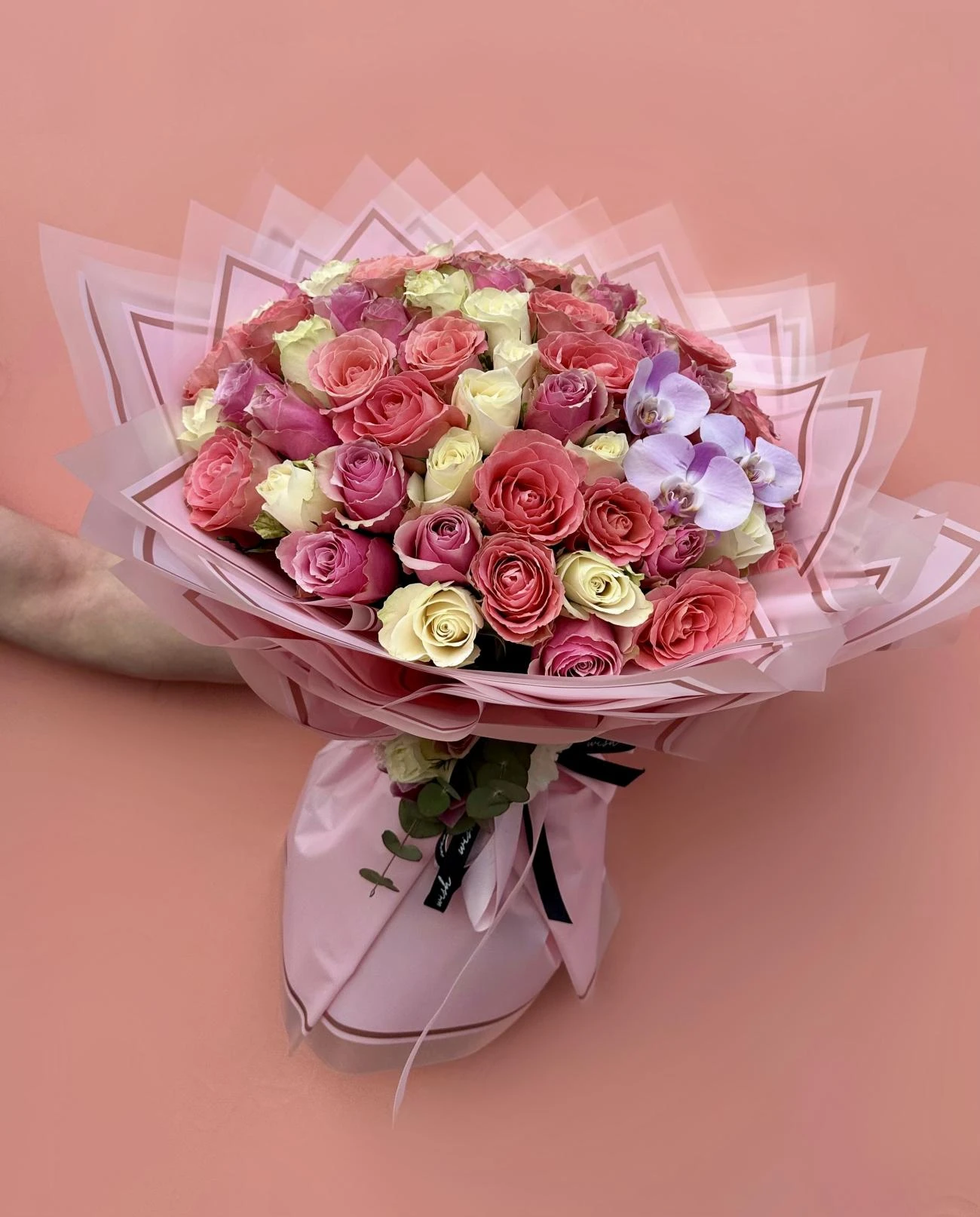 Rose Bloom Lüks Karışık Gül Buketi