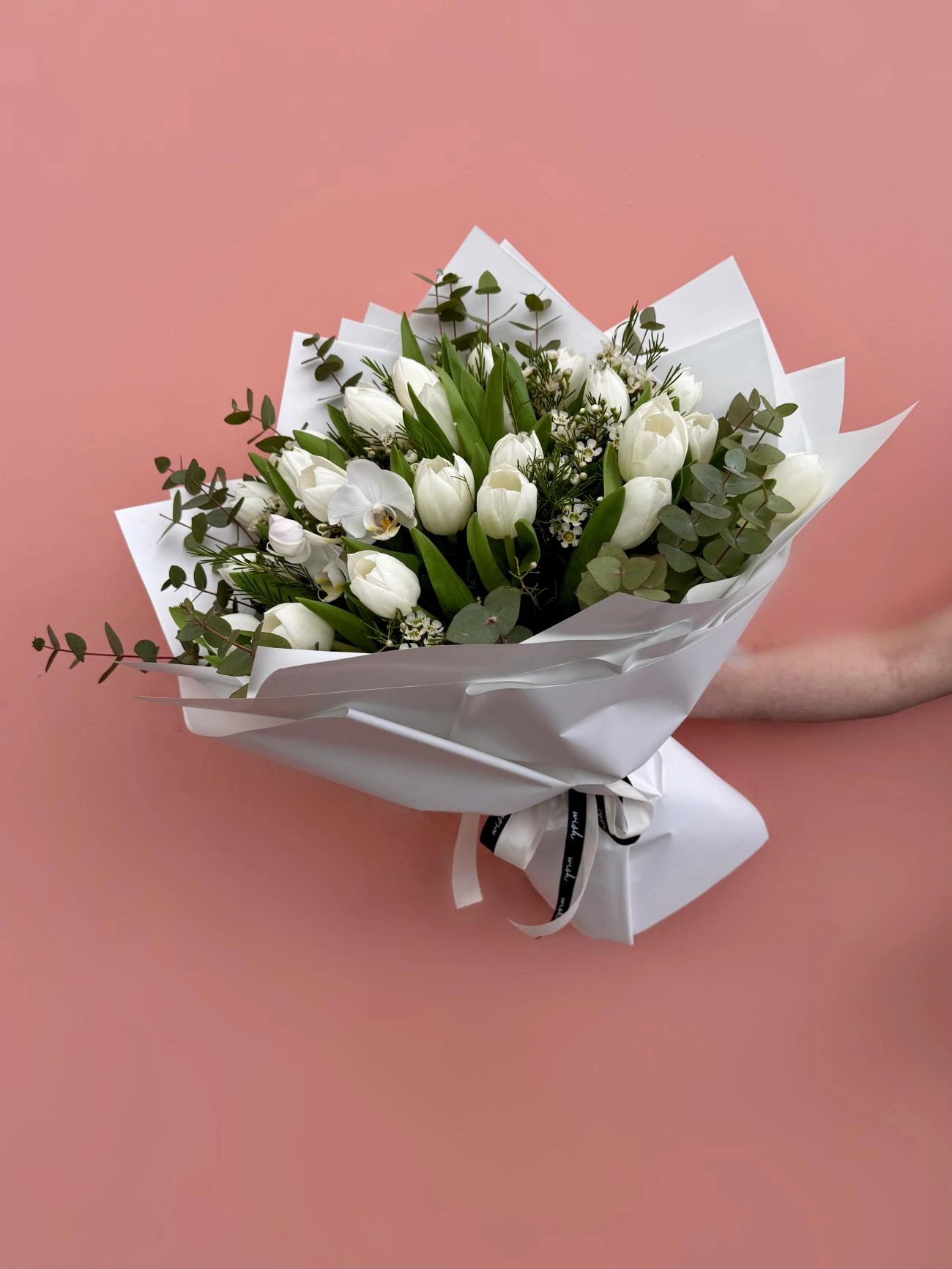 25’li Beyaz Lale Buketi