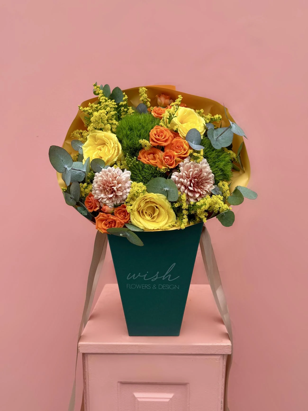 Sunny Bloom Taşıma Kutusunda Mini Buket