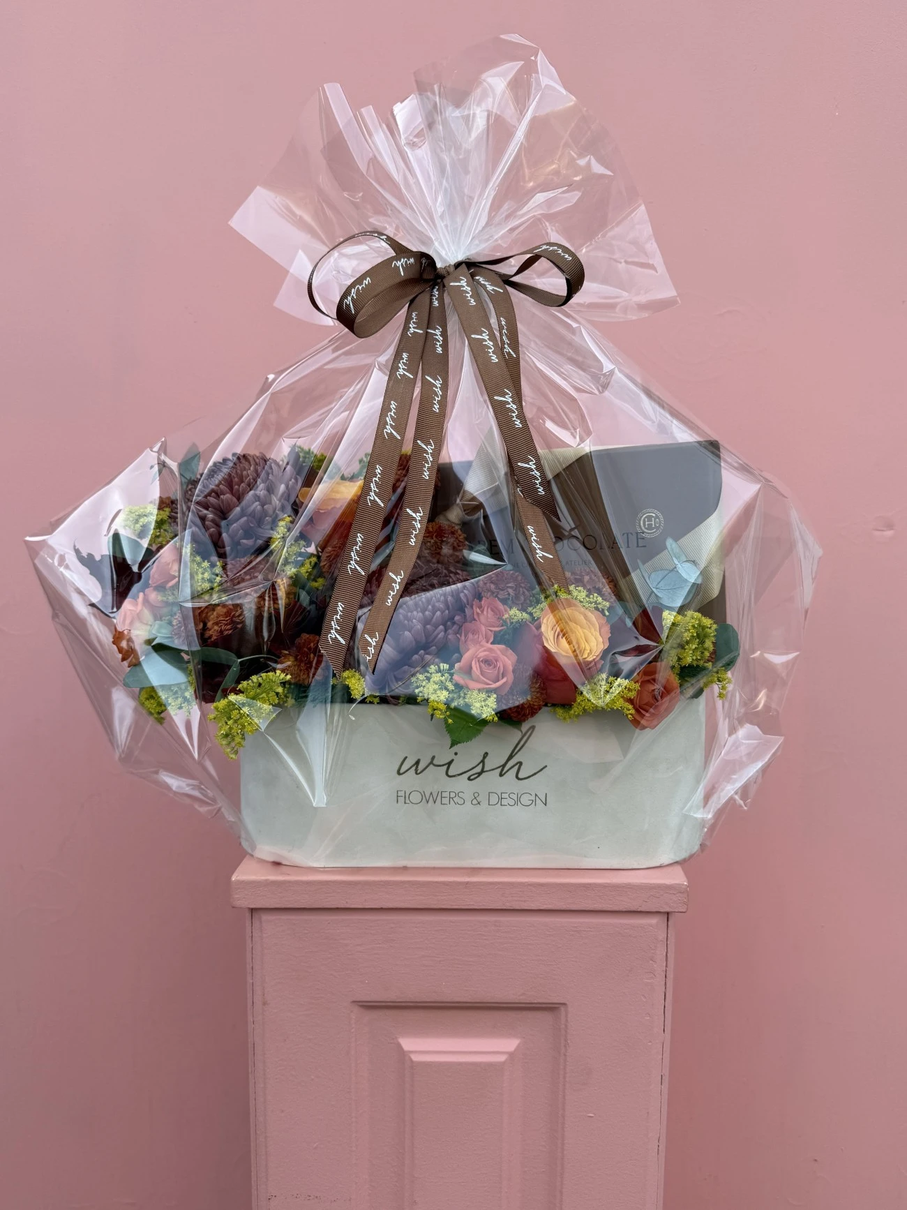 Krem Kadife Kutuda Çikolatalı Sonbahar Çiçek Bahçesi