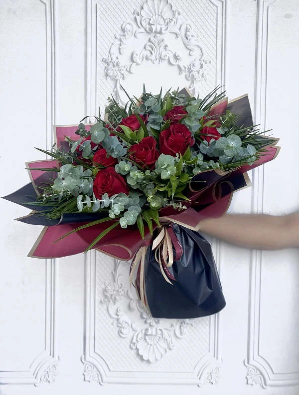 Katia Kırmızı Gül Buketi