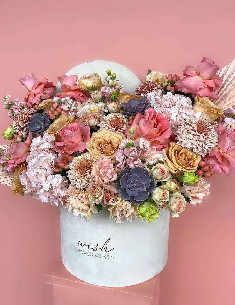 Pure Love Krem Kadife Kutuda Grand Deluxe Aranjman