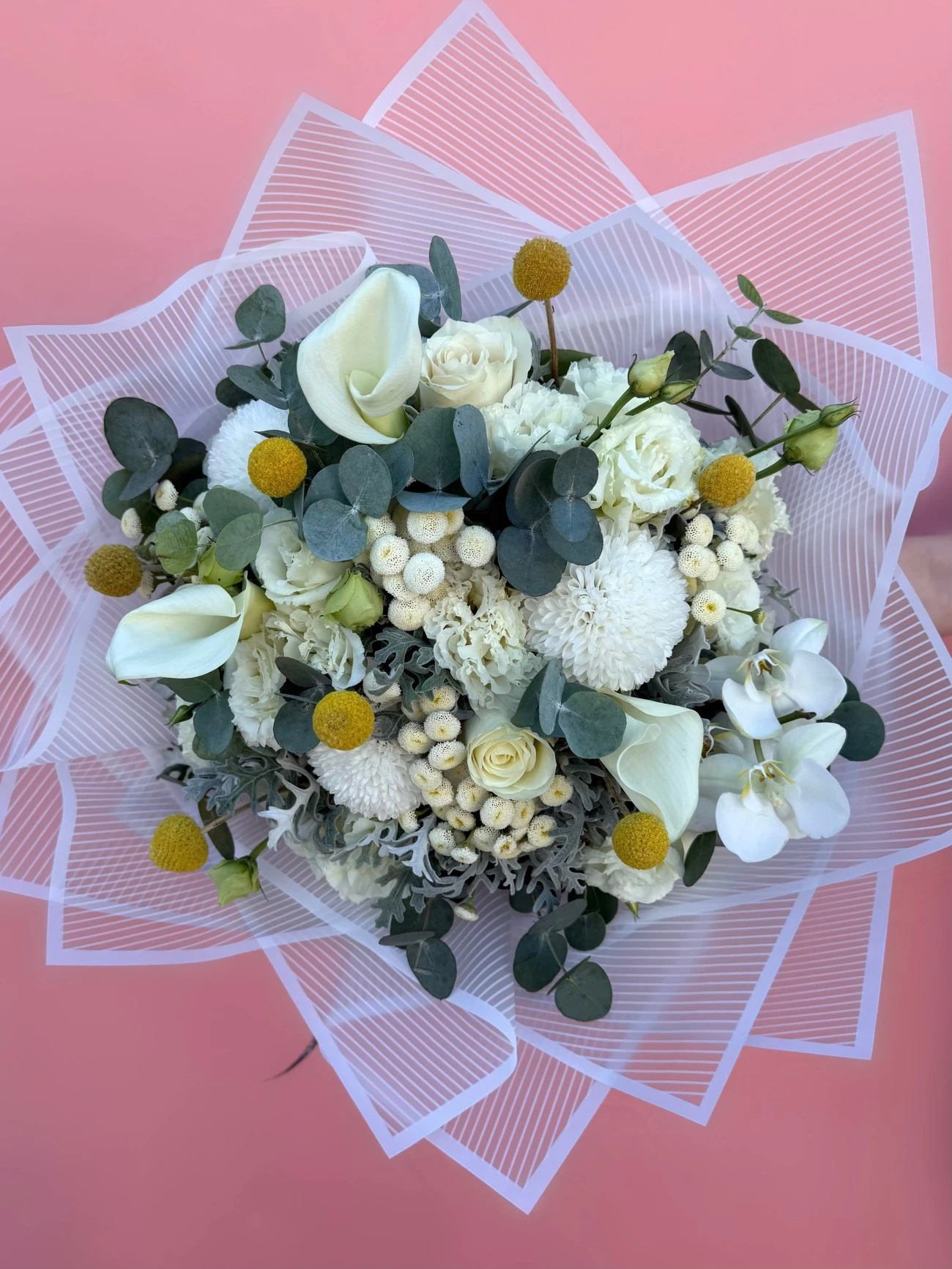 White Aura Karışık Buket