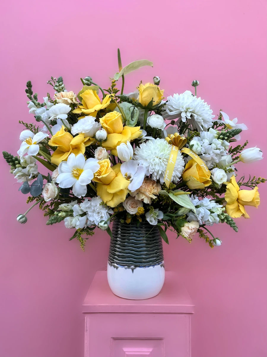 Yellow Bloom Lüks Aranjman